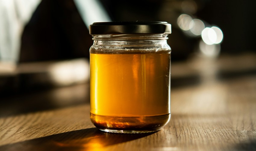 Codici: il miele contraffatto invade il mercato italiano